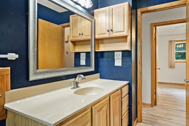 1520 N Pontiac Drive, Janesville, WI 53545