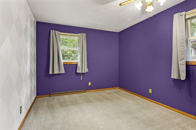 1520 N Pontiac Drive, Janesville, WI 53545