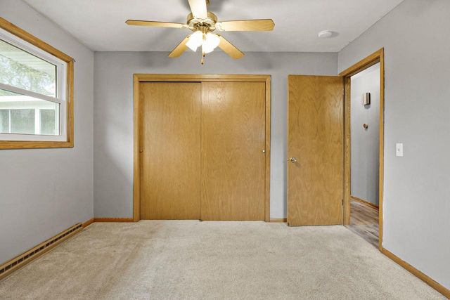 1520 N Pontiac Drive, Janesville, WI 53545