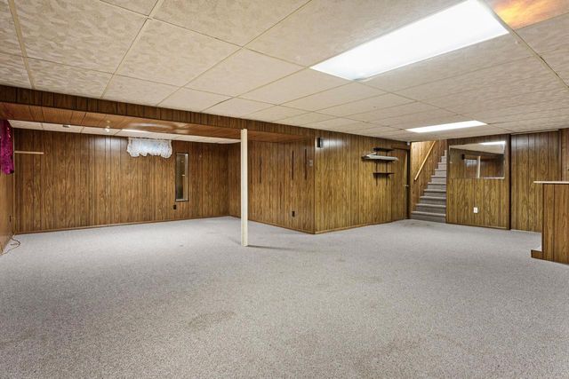 1520 N Pontiac Drive, Janesville, WI 53545