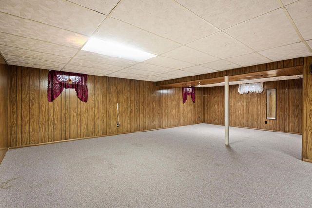 1520 N Pontiac Drive, Janesville, WI 53545