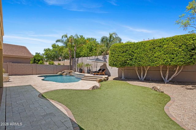 2406 W BARBIE Lane, Phoenix, AZ 85085