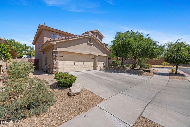 2406 W BARBIE Lane, Phoenix, AZ 85085