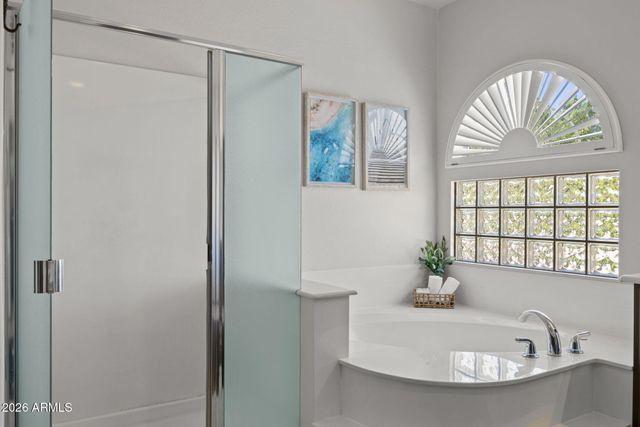 2406 W BARBIE Lane, Phoenix, AZ 85085