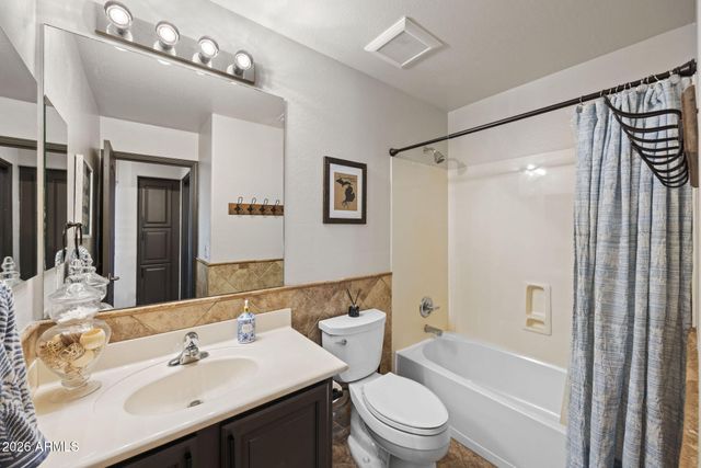 2406 W BARBIE Lane, Phoenix, AZ 85085