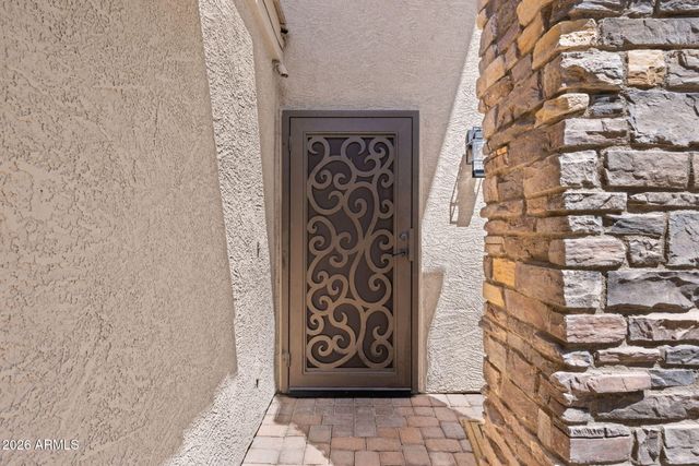 2406 W BARBIE Lane, Phoenix, AZ 85085