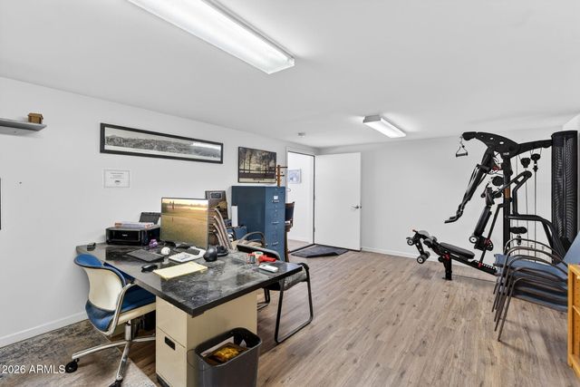 112 W CIRCLE MOUNTAIN Road, New River, AZ 85087