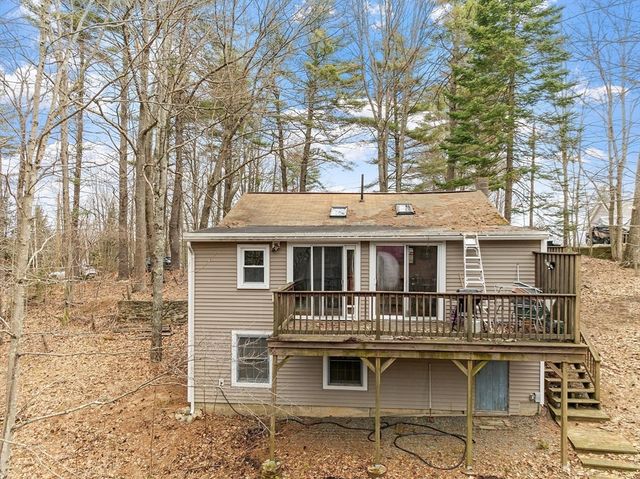 19 Lake View Drive, Ashburnham, MA 01430