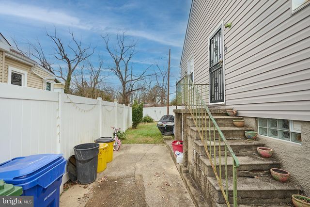 2716 WESTFIELD AVE, Baltimore, MD 21214