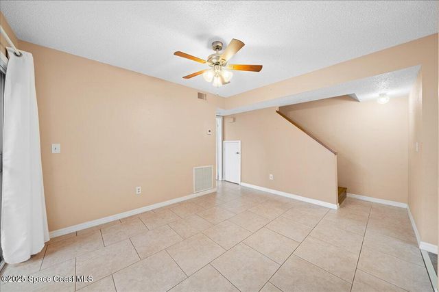 1430 Malibu Circle NE 102, Palm Bay, FL 32905