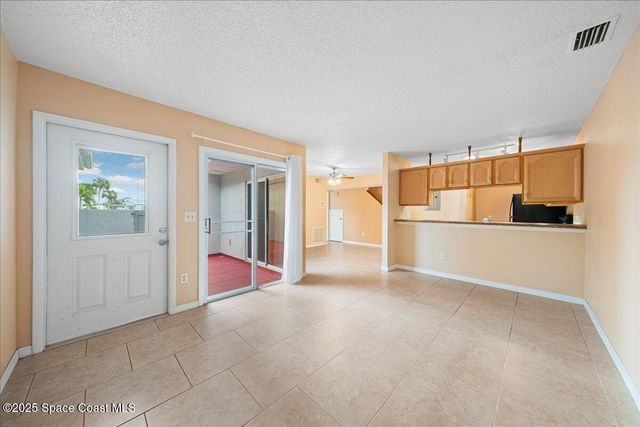 1430 Malibu Circle NE 102, Palm Bay, FL 32905