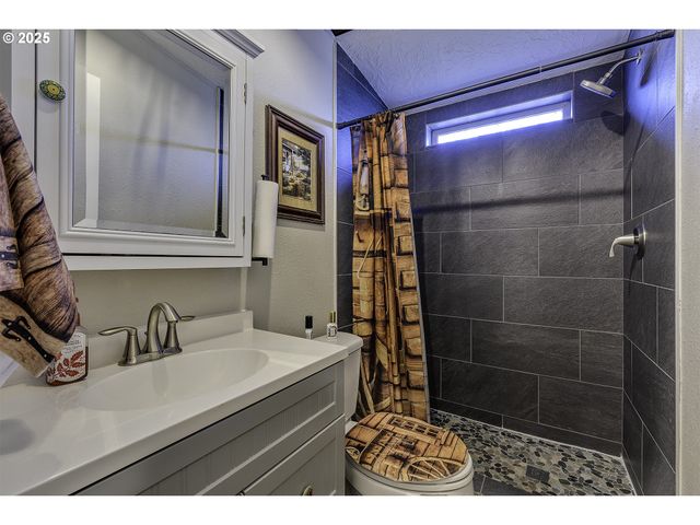 4155 Ne THREE MILE Ln 57, Mc Minnville, OR 97128