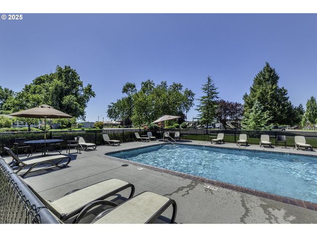 4155 Ne THREE MILE Ln 57, Mc Minnville, OR 97128