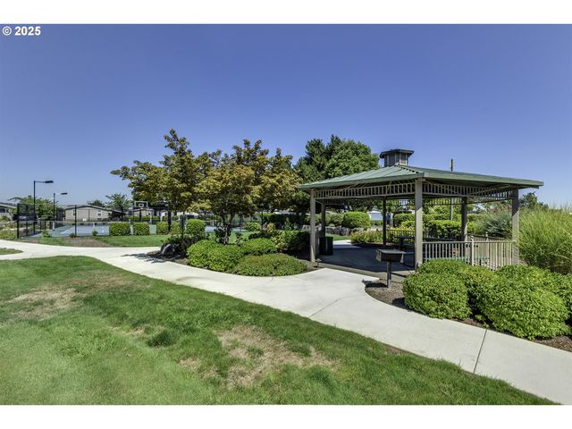 4155 Ne THREE MILE Ln 57, Mc Minnville, OR 97128