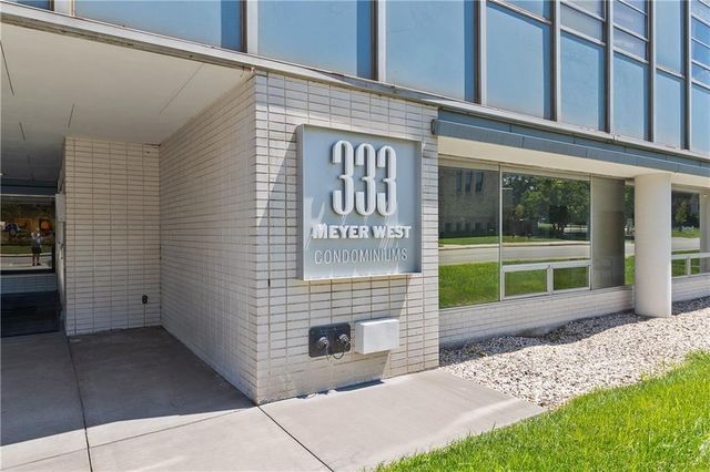 333 W meyer Boulevard 1215, Kansas City, MO 64113