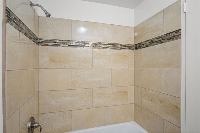 333 W meyer Boulevard 1215, Kansas City, MO 64113