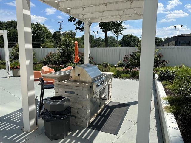 333 W meyer Boulevard 1215, Kansas City, MO 64113