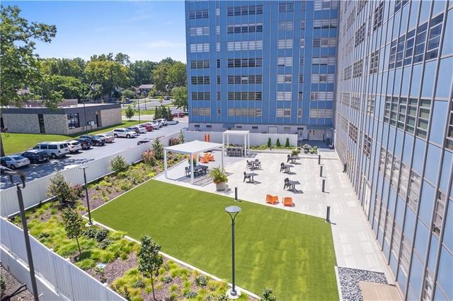 333 W meyer Boulevard 1215, Kansas City, MO 64113