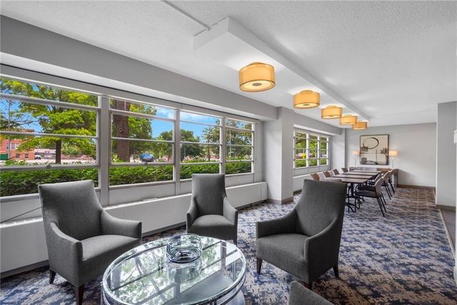 333 W meyer Boulevard 1215, Kansas City, MO 64113