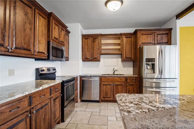 333 W meyer Boulevard 1215, Kansas City, MO 64113