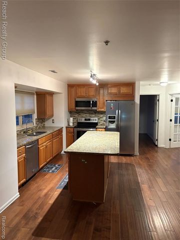 2566 Woodward Avenue, Detroit, MI 48201