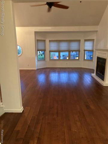2566 Woodward Avenue, Detroit, MI 48201
