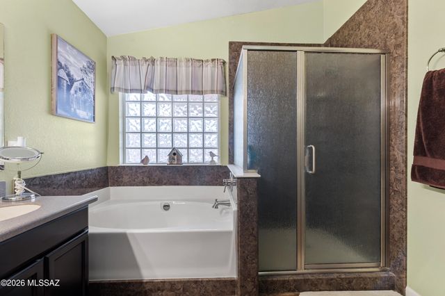 7548 S Samandari Court, Tucson, AZ 85747