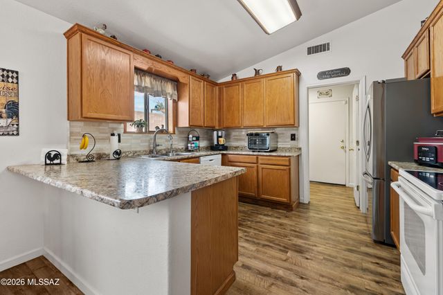 7548 S Samandari Court, Tucson, AZ 85747