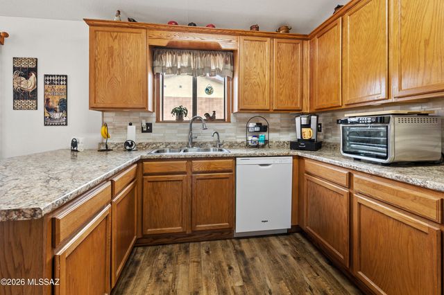 7548 S Samandari Court, Tucson, AZ 85747