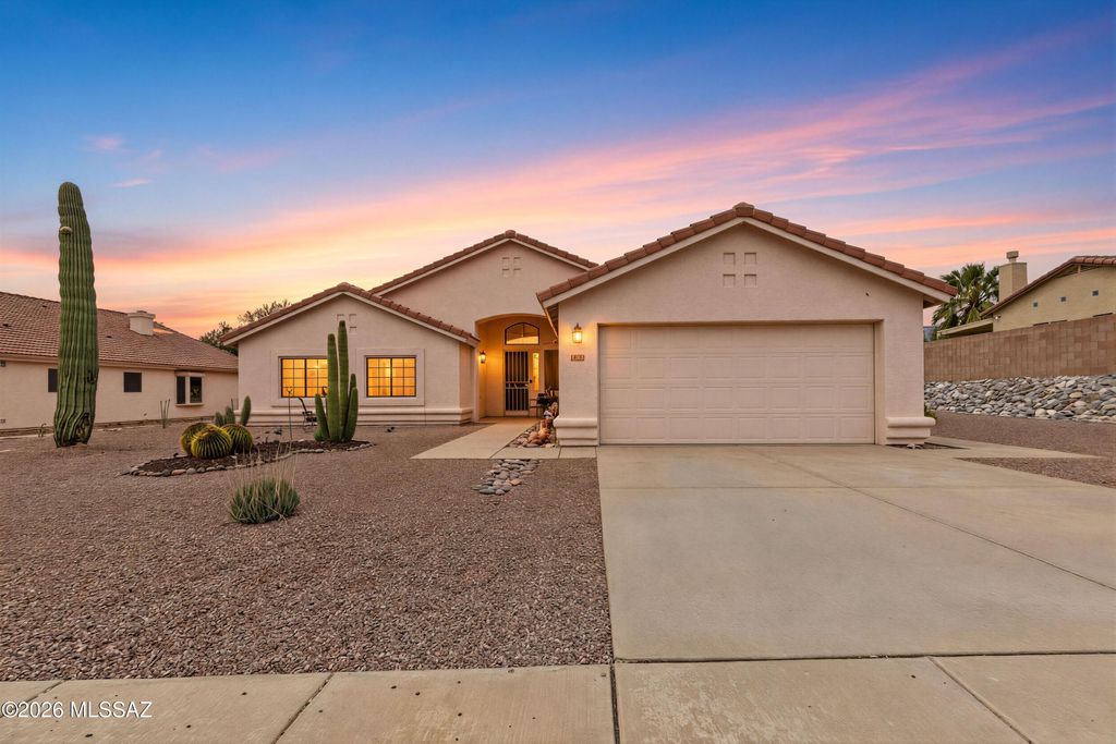 7548 S Samandari Court, Tucson, AZ 85747