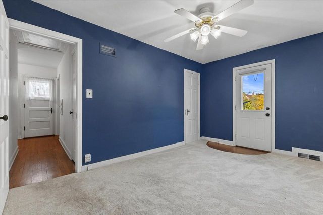 4430 W Manitoba STREET, Milwaukee, WI 53219