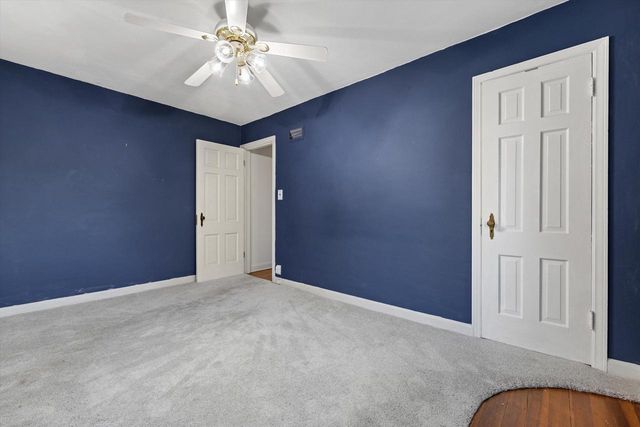 4430 W Manitoba STREET, Milwaukee, WI 53219
