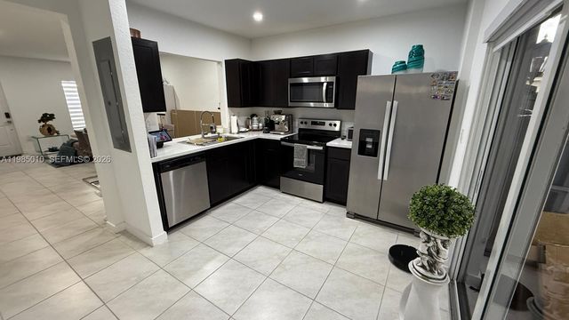 440 NE 4th Ter 0, Florida City, FL 33034