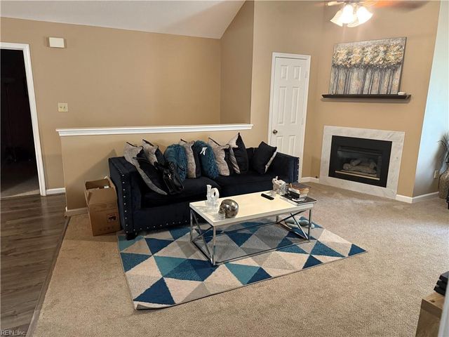 1041 Pebblewood DR, Virginia Beach, VA 23464