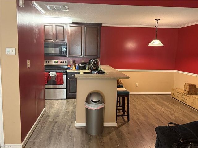 1041 Pebblewood DR, Virginia Beach, VA 23464
