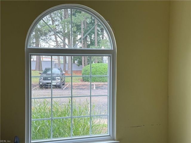 1041 Pebblewood DR, Virginia Beach, VA 23464