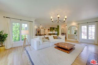 1007 Carol Drive, West Hollywood, CA 90069
