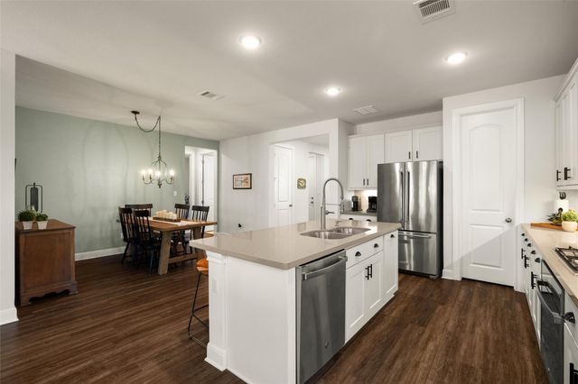 186 Adina DR, Dripping Springs, TX 78620