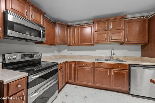 613 Maple Street, Jacksonville, NC 28540