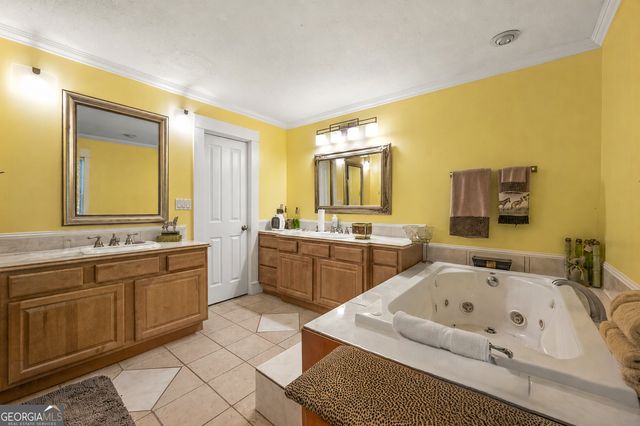 476 S Susan Creek Drive, Stone Mountain, GA 30083