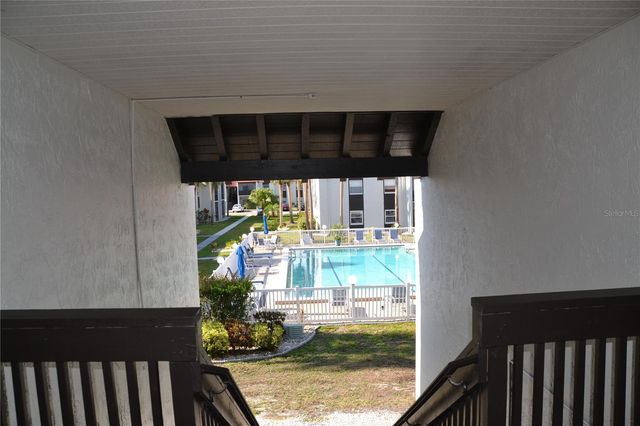 3269 BENEVA ROAD 203, Sarasota, FL 34232