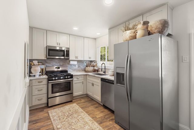 5331 Standish Rd, Sacramento, CA 95820