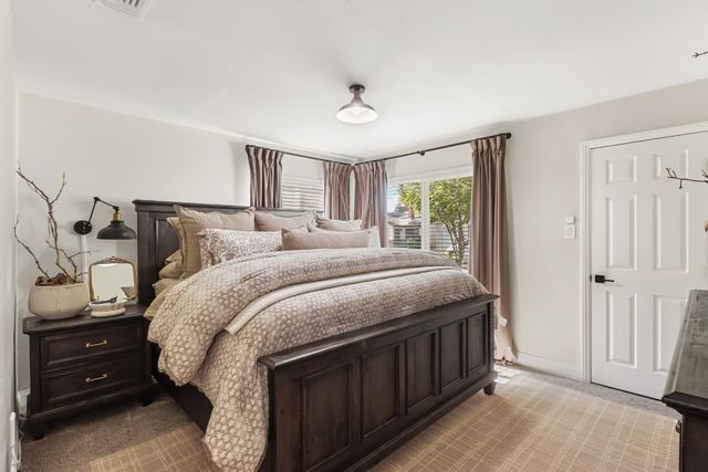 5331 Standish Rd, Sacramento, CA 95820