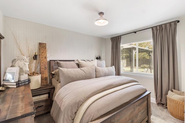 5331 Standish Rd, Sacramento, CA 95820