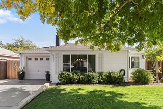5331 Standish Rd, Sacramento, CA 95820