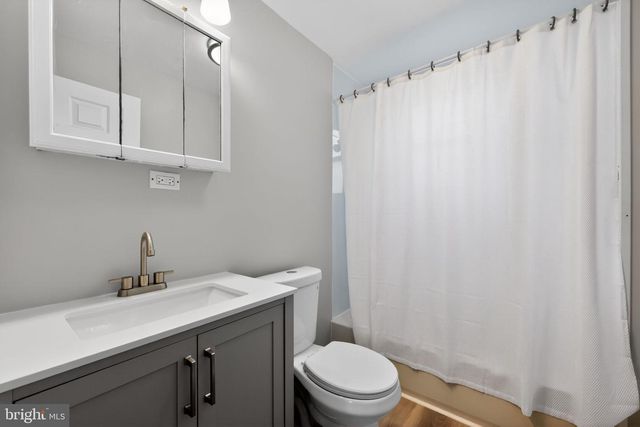236 WINONA AVE, Holmes, PA 19043