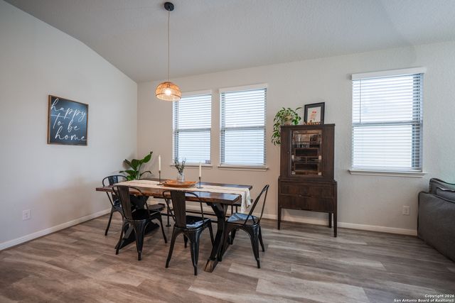 4911 Ranahan Pass, St Hedwig, TX 78152