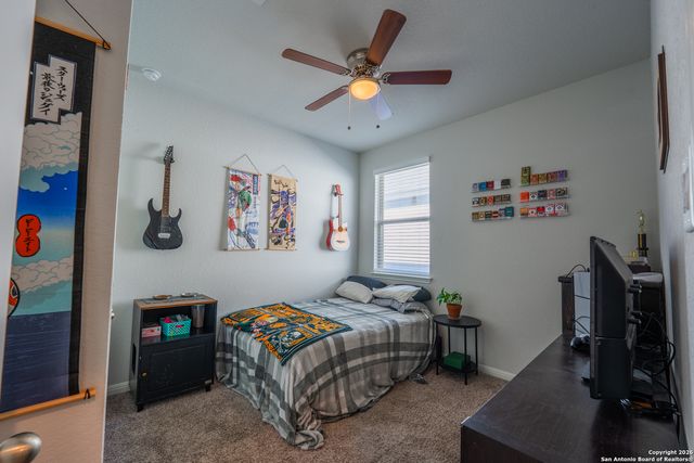 4911 Ranahan Pass, St Hedwig, TX 78152