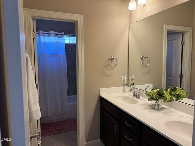 916 Shasta Daisy Drive, Wake Forest, NC 27587