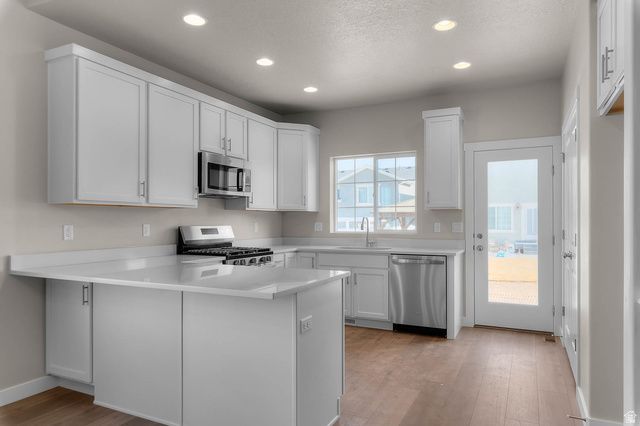 5640 N MALLARD DR, Stansbury Park, UT 84074